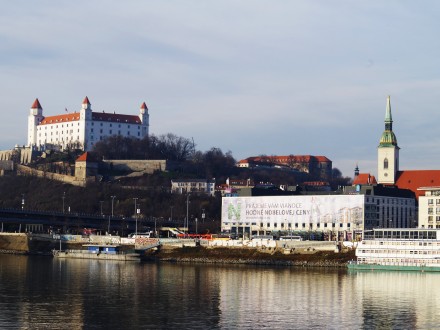 Slovakia_Bratislava_castle_2